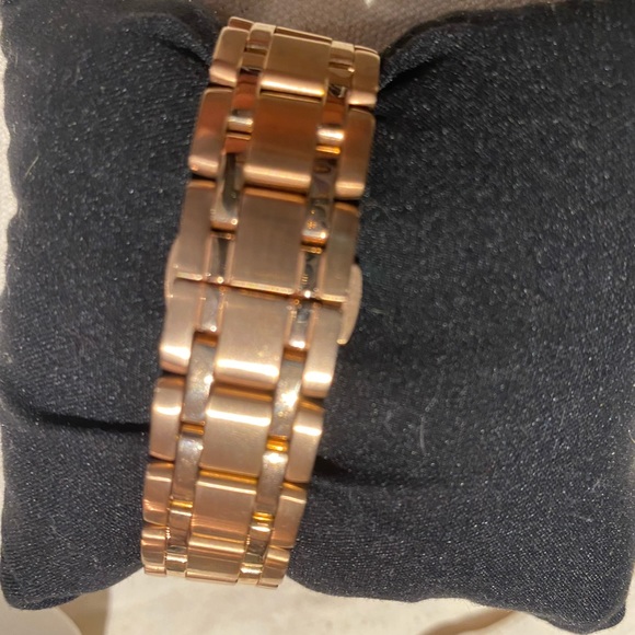 *NEW* INVICTA ROSE GOLD WATCH - Picture 7 of 8
